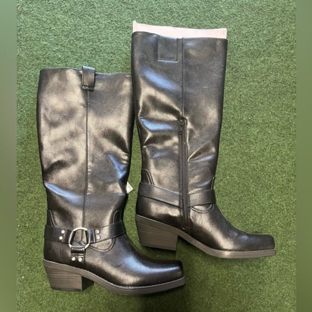 Universal Thread - Women's Oakley biker Harness Black Boots‎ - Picture 4 of 4